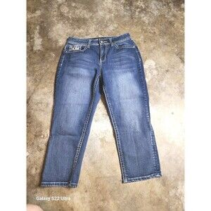 Cato Premium Womens Classic Fit capri Size 8 Denim